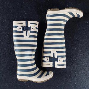 NWOB Helly Hansen Sz 5 Veierland Navy and White Striped Rubber Waterproof Rain